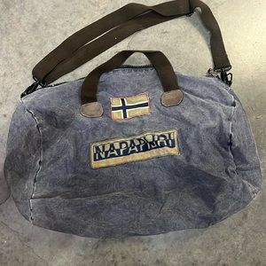 Napapijri Geographic tote bag. New without tags